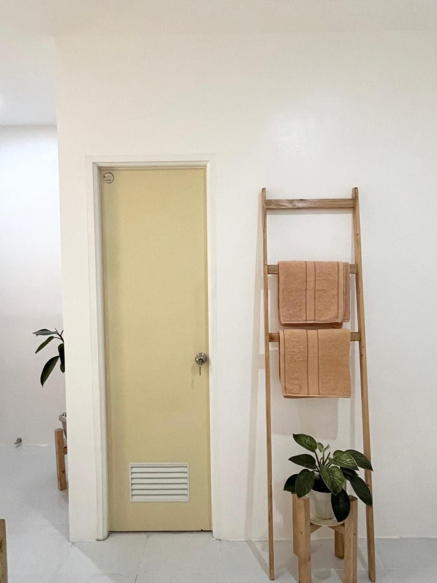 Batangas Sunnydale Apartelle -Room Accommodation Near Calatagan Beach Resorts מראה חיצוני תמונה